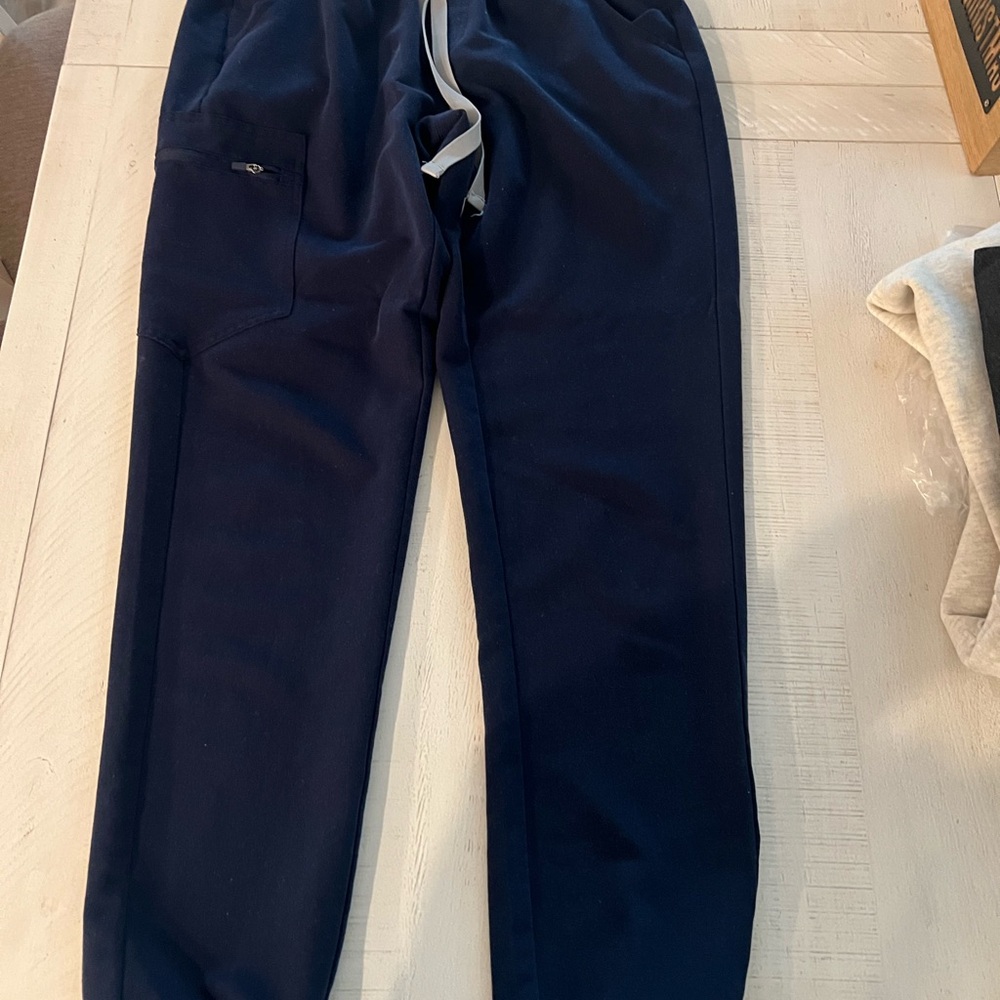 Women’s navy scrub Pants